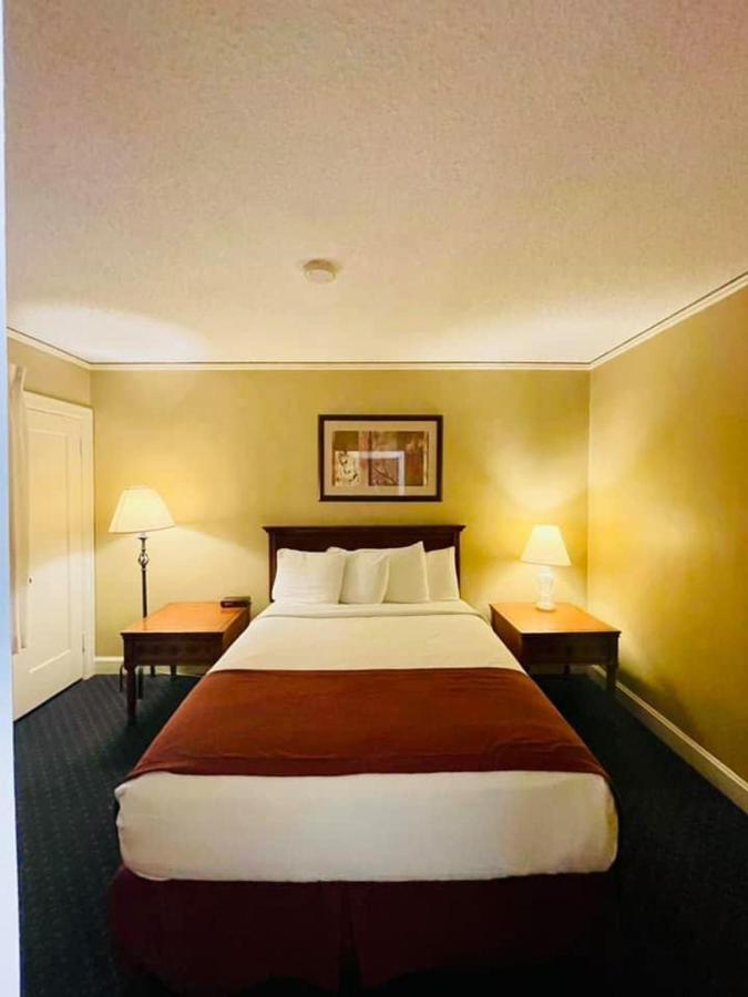 Senate Suites Extended Stay Hotel Topeka Dış mekan fotoğraf