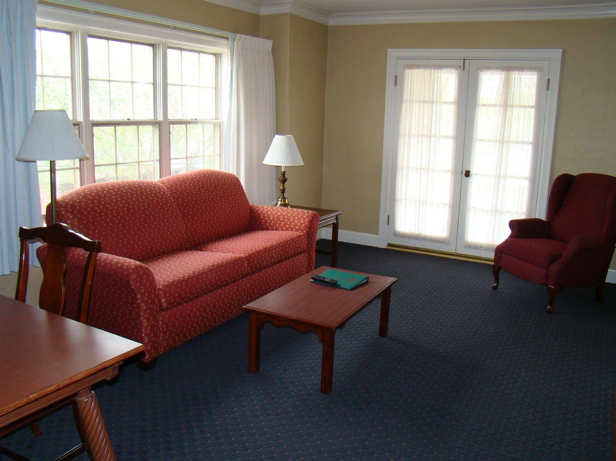 Senate Suites Extended Stay Hotel Topeka Dış mekan fotoğraf